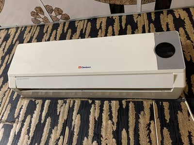 1 TON DAWLANCE SPLIT AC 10/9 CONDITION
