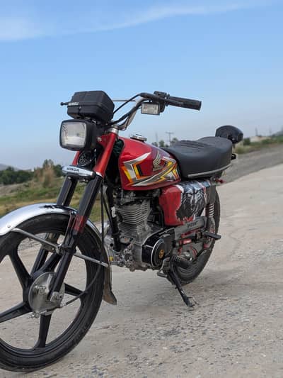 Honda 125 very nice look and alai rem full modified ask your see to pi
