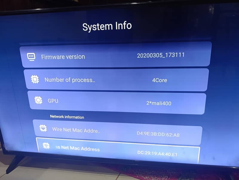 LCD screen TV 2