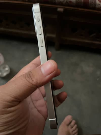 iPhone XR converted to 17, 128 gb factory unlocked,