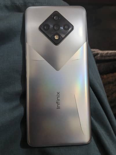 Infinix Zero 8