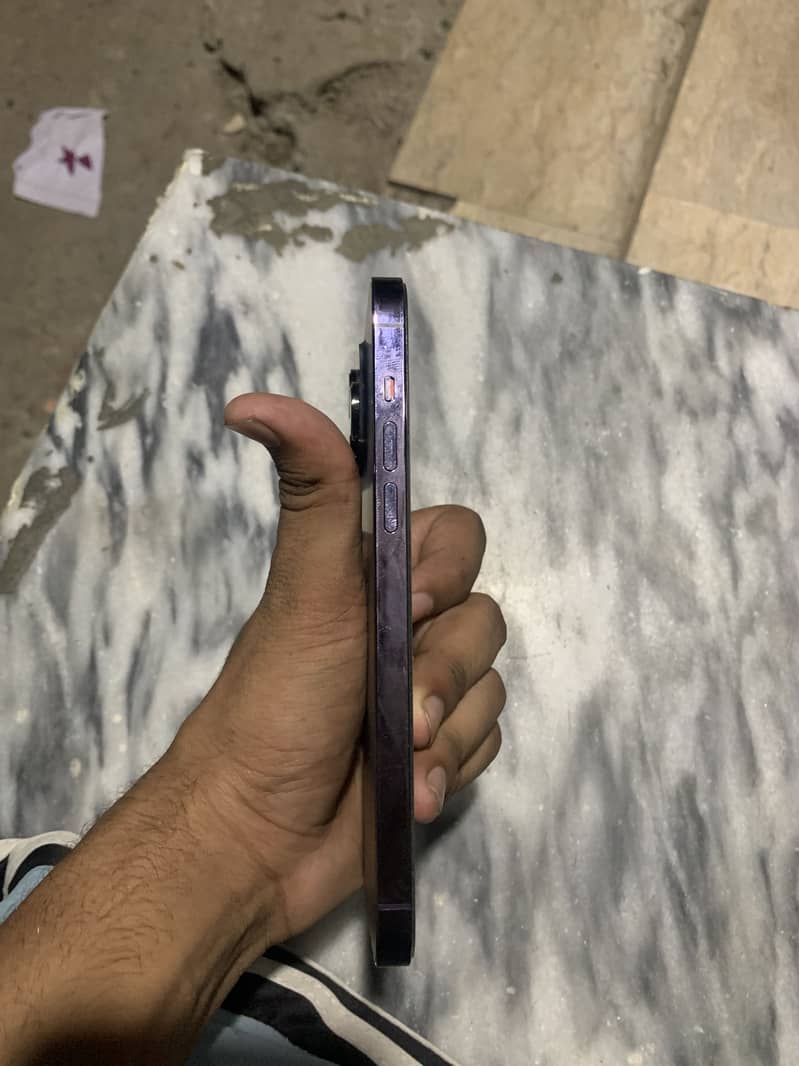 iPhone 14 Pro Max 5