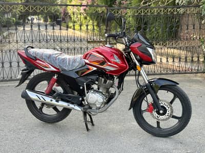 Honda CB125 2024 model and 2024 registered