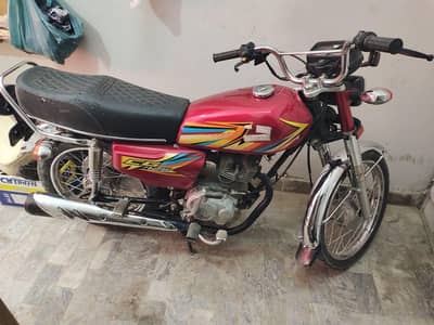 united 125