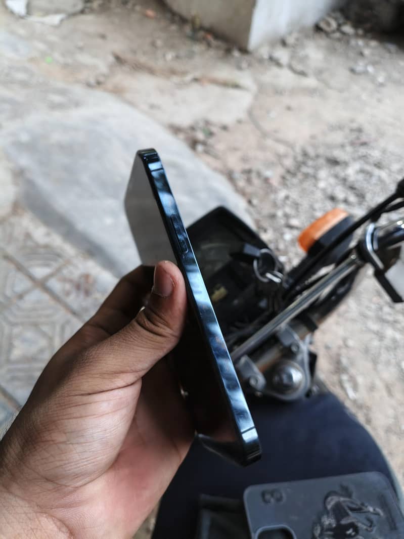 Iphone 12 Pro 3