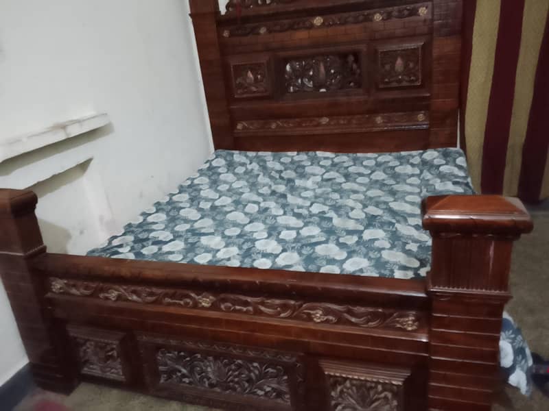 king size bed 3