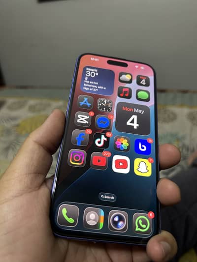 am sailing iphone 16 plus  lla with box buy from dubai