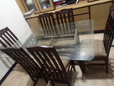 Dinnig Table for sale