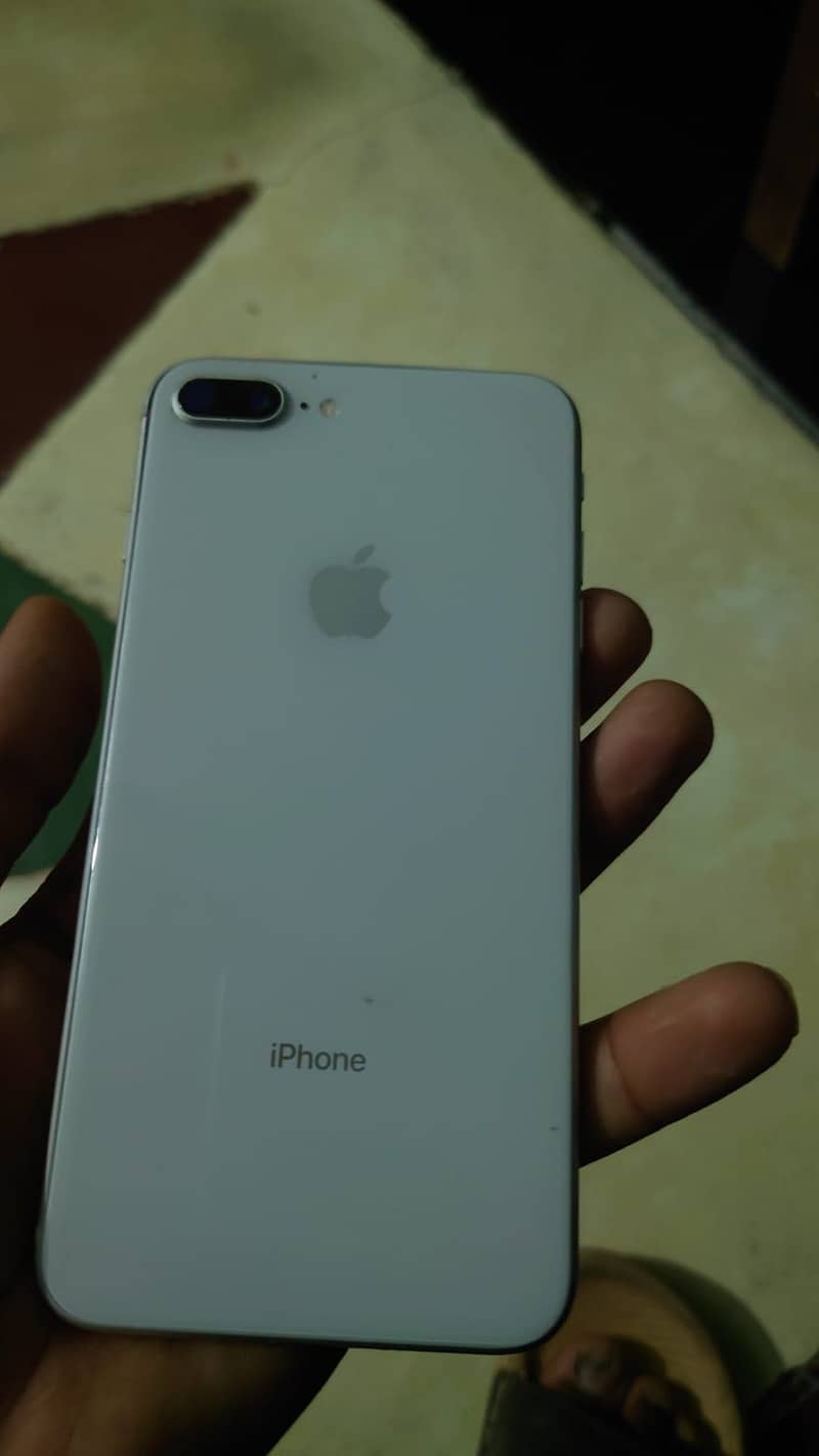 iPhone 8plus 1