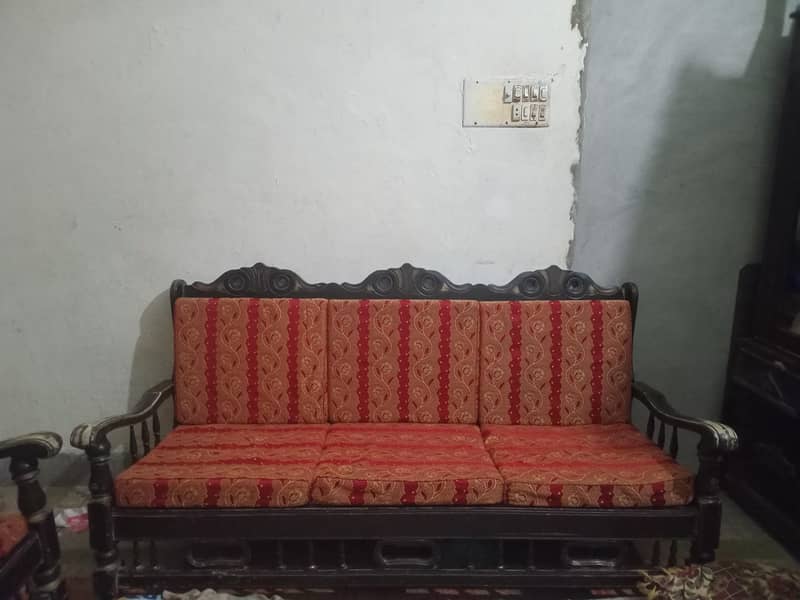 Sofa. 0