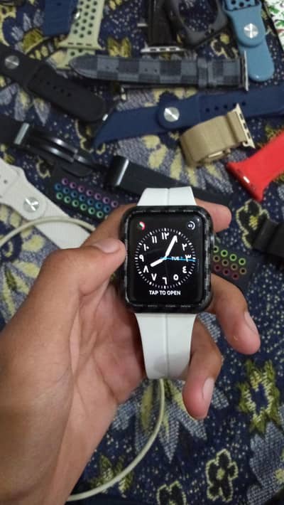 apple watch 3 series Water pack 10 by 10 condition