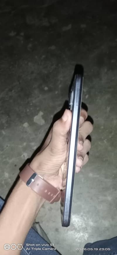 Infinix hot 50i (8 128)