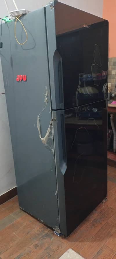 fridge jumbo size gree