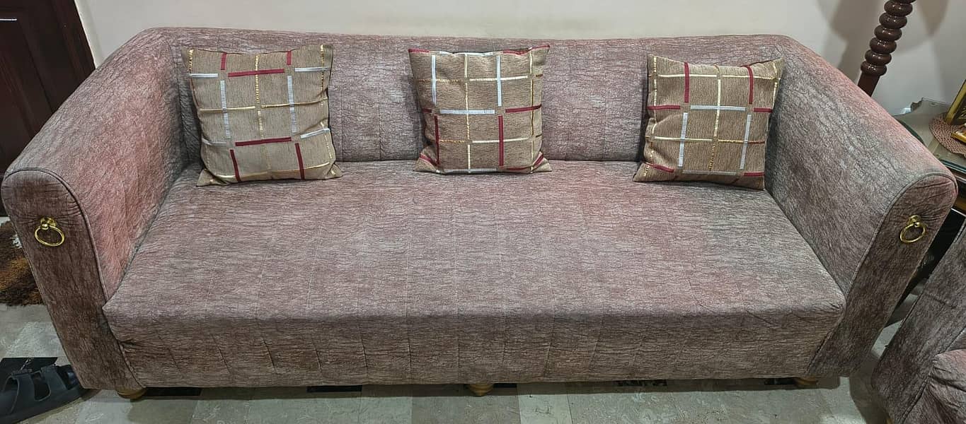 5 seater sofa 0