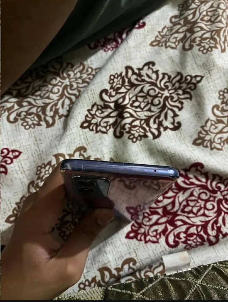 OnePlus 9 4
