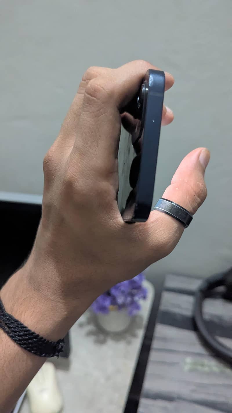 Iphone 12 3