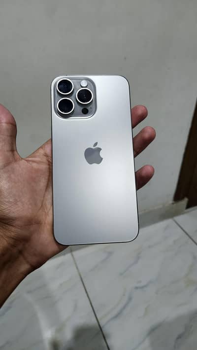 iphone 15 pro Max factory unlock with box