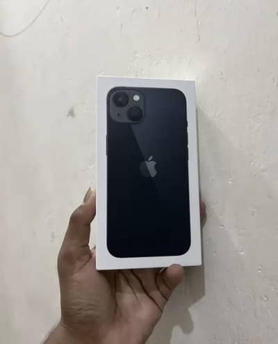 iPhone 13, Apple warranty, Complete Box