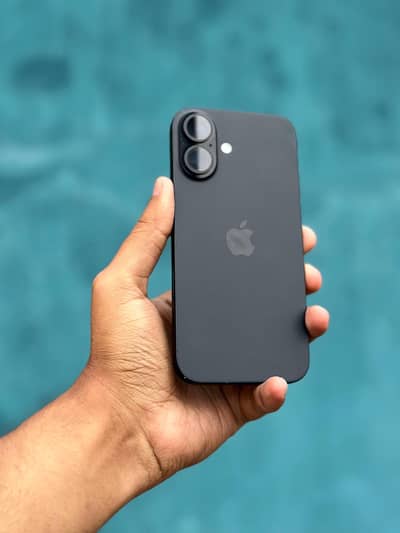 iPhone 16