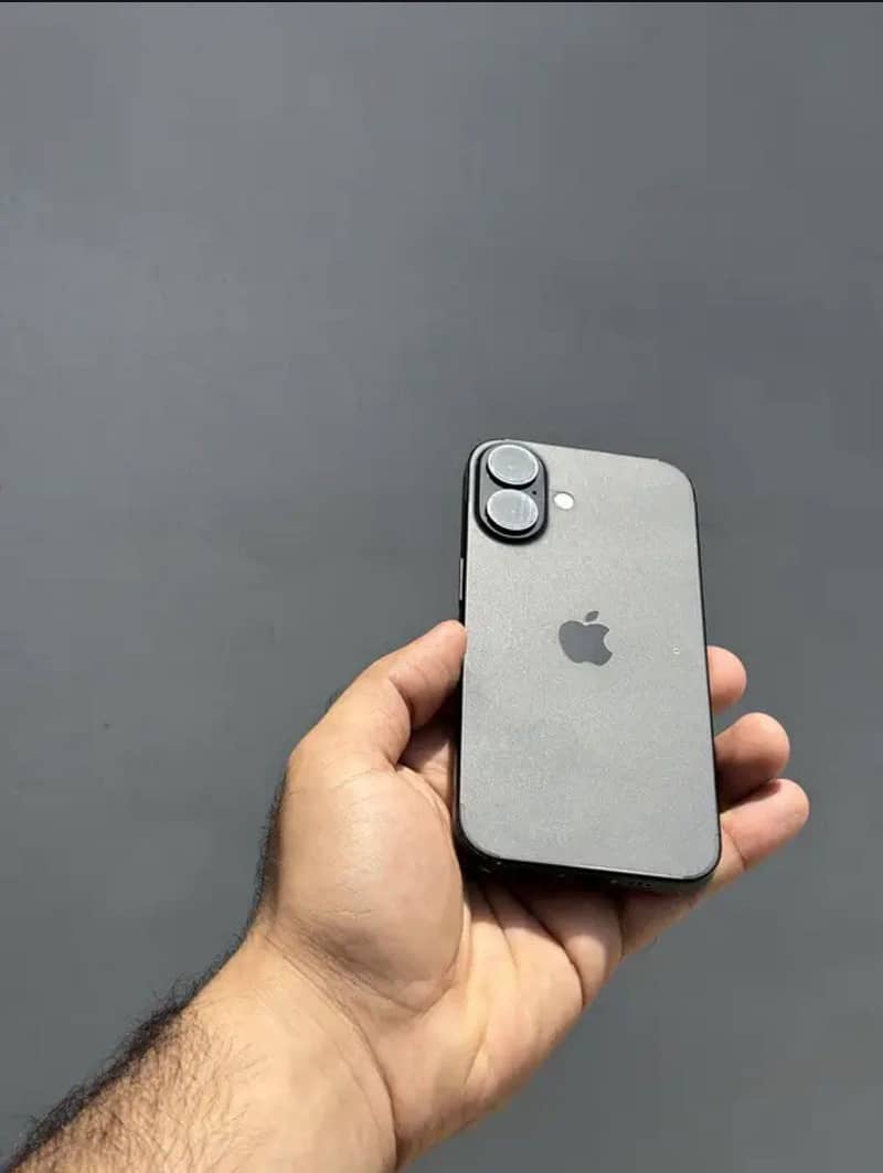iPhone 16 1
