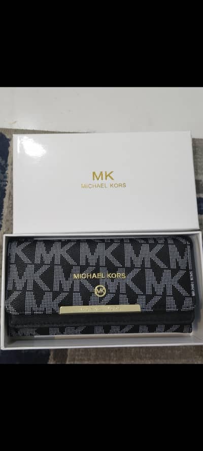 Women Clutches