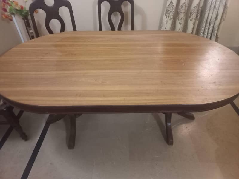 Dining Table 0