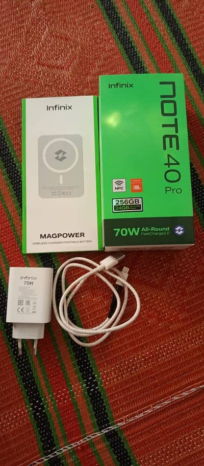 Note 40 pro 12/256gb full box