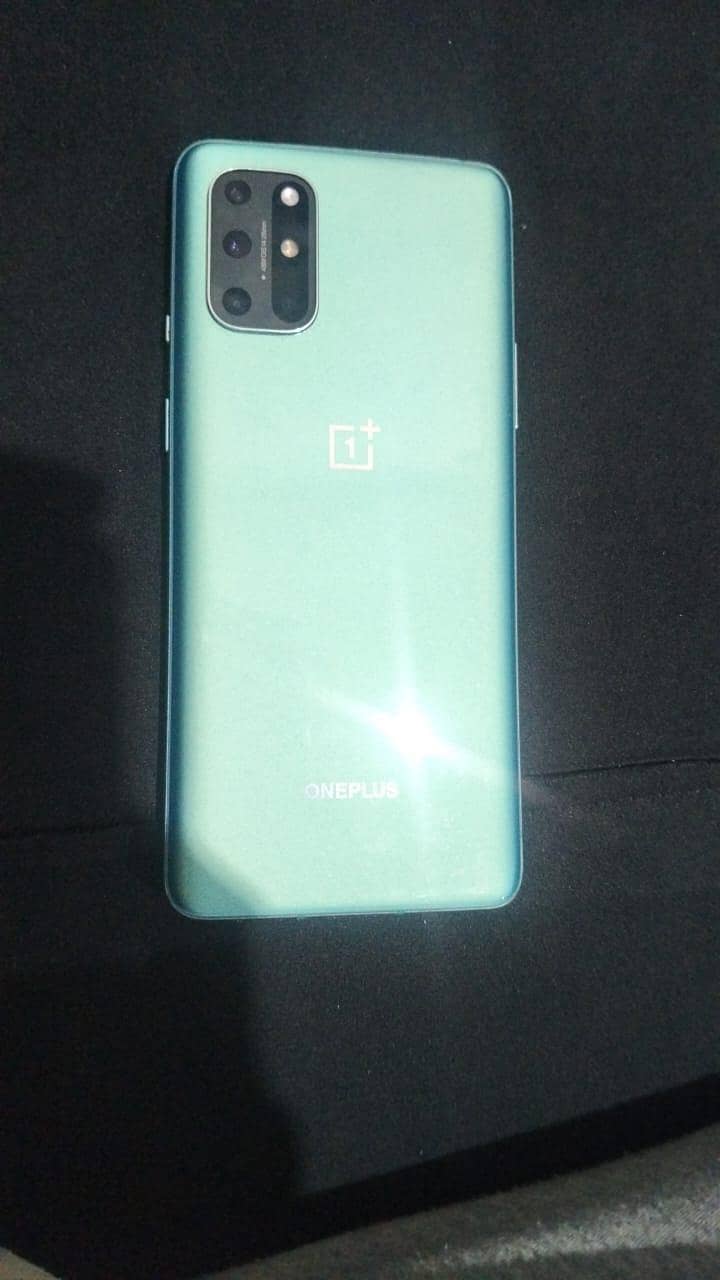 one plus 8t 1