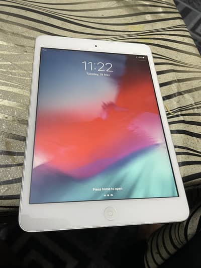 Ipad mini 2 16gb lush condition