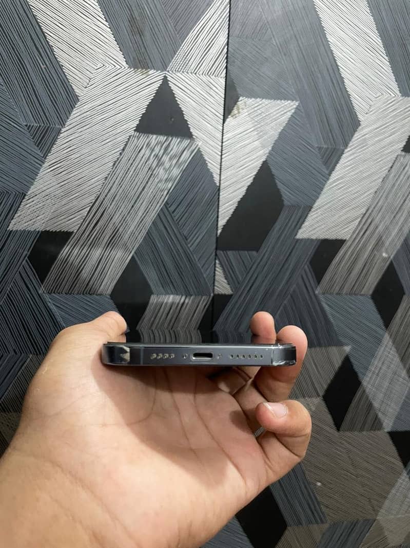 iPhone 4