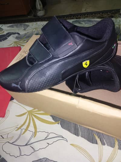 “Original Puma Ferrari Sports Sneakers Size 7”