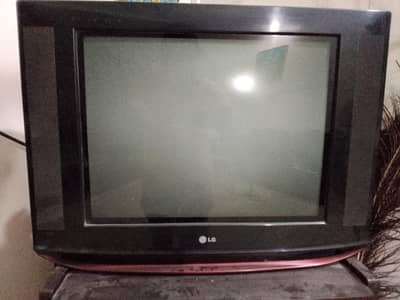 LG TV 32"