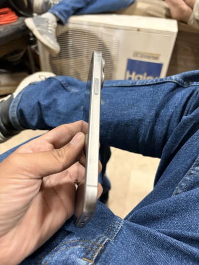 iPhone 15 Pro Max FU