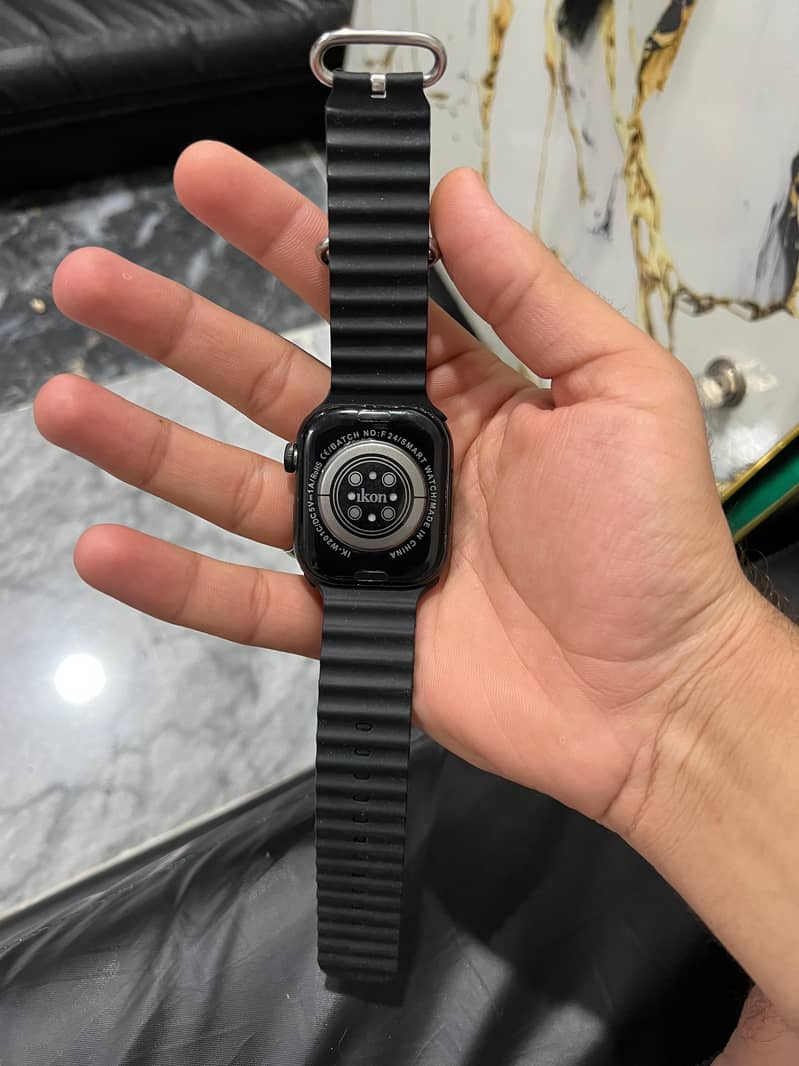Smart watch 1