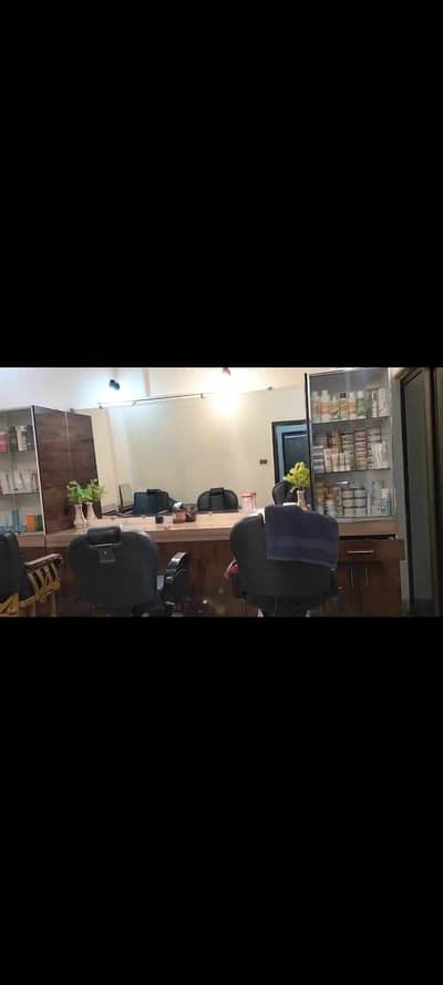 Salon complete setup furniture for sale(only for serious buyers)