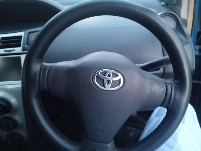 vitz 2010/2013 8