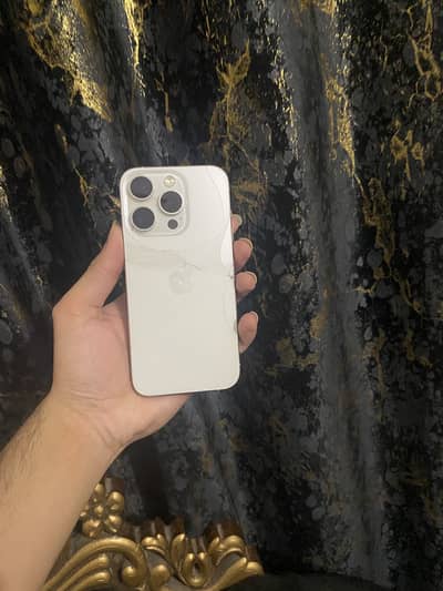 iPhone 15 pro Factory unlock