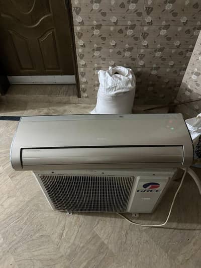Gree invertor AC  for sale