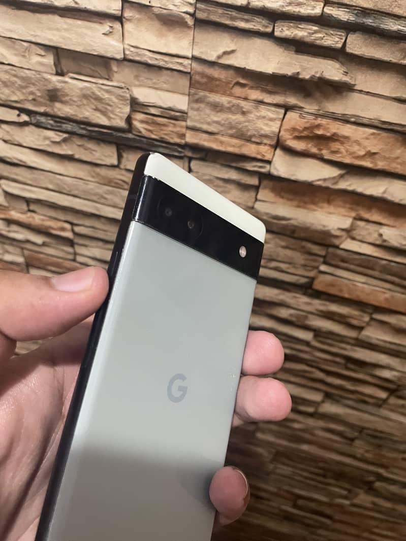 Google pixel 6a 1