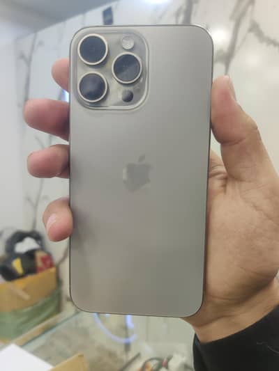 Apple iPhone 15 Pro Max