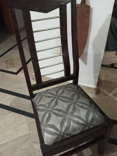 dinning with 6 chairs