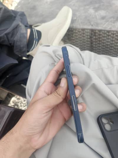 Iphone 12 JV 64 GB Storage