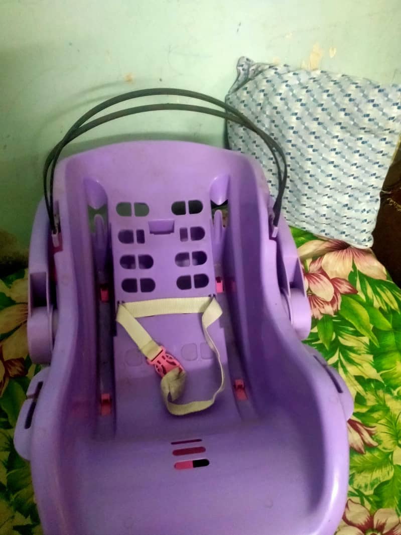 baby cot 2