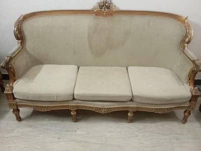 5 seaters sofa set with front table