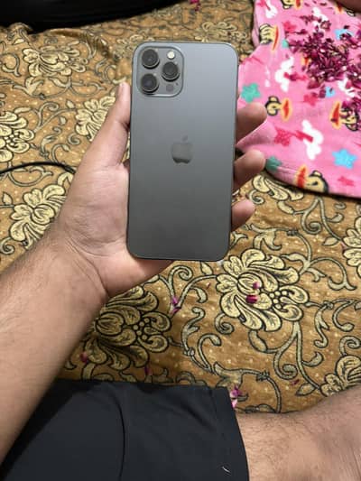 I am seeling iphone 12 pro max jv non pta 128 gb condition 10/10