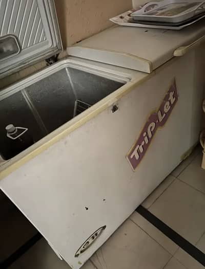 waves freezer for sale ( D freezer double door)