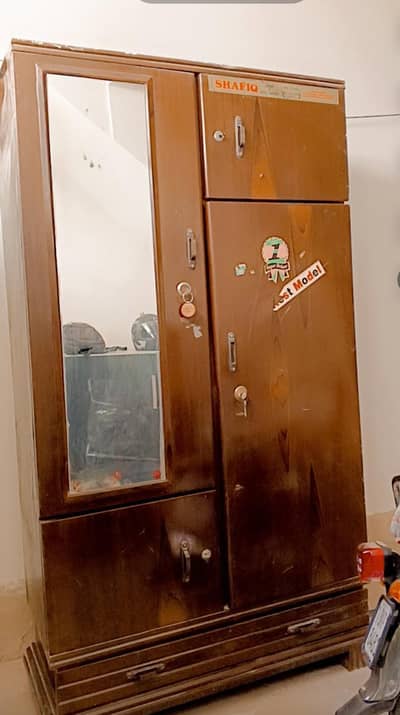 wardrobe