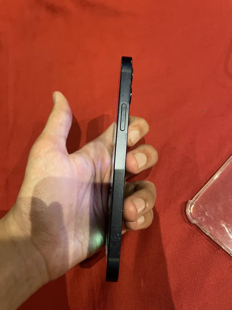 Iphone 12 3