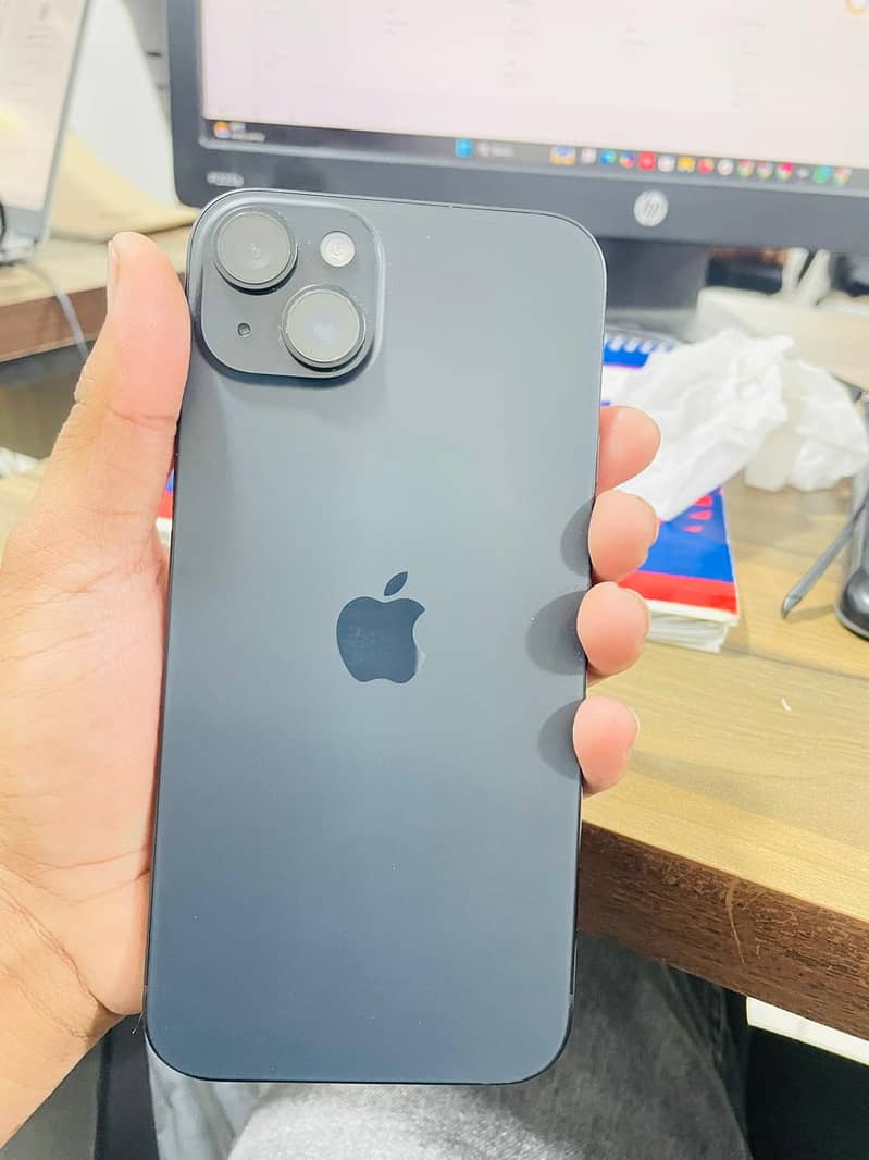 Apple iPhone 15 plus 4