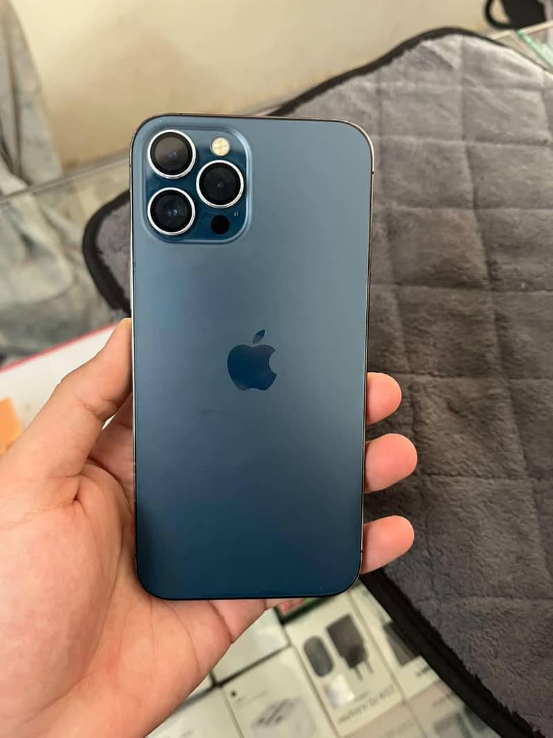 iPhone 12 pro max 0